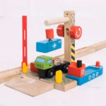 Bigjigs Rail Container Shipping Yard – 4-Piece Wooden Railway Accessory Set with Working Crane - Image 2